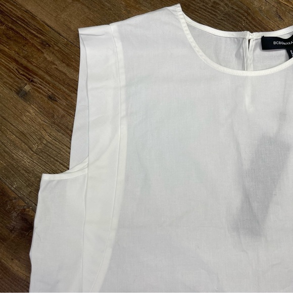 New ~ BCBGMaxAzria STRONG SHOULDER CREW NECK TOP Size L - Picture 9 of 15